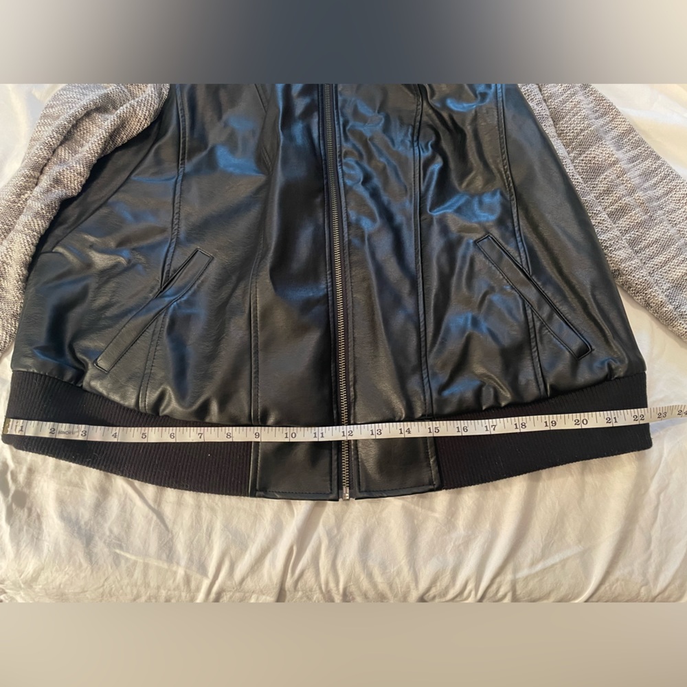 Torrid Lightweight Jacket With Removable Hood - image 7